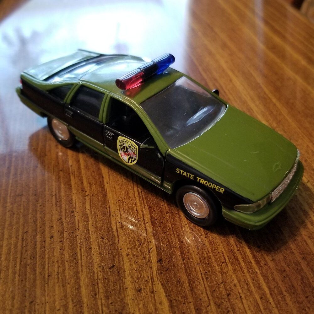 Maryland State Police Road Champs die cast police car 1:43 scale
